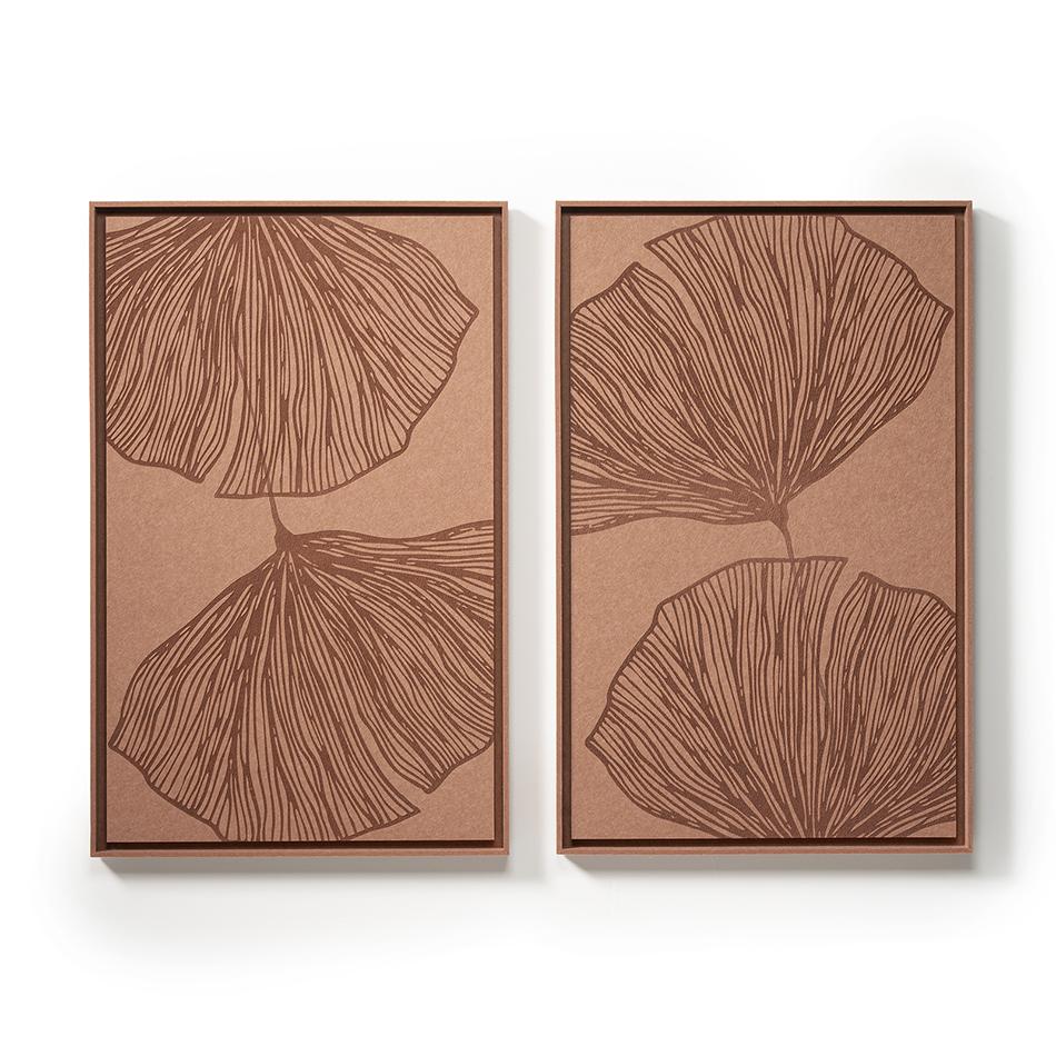 Zwei FeltArt-Paneele Verdure Terra Bloom in einem modernen Interieur – Format L, Ansicht 1 von 3
