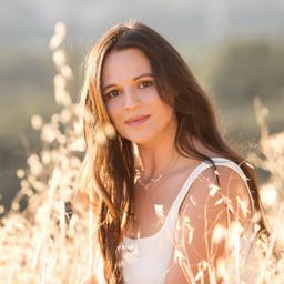 Crystal Lynn Collins