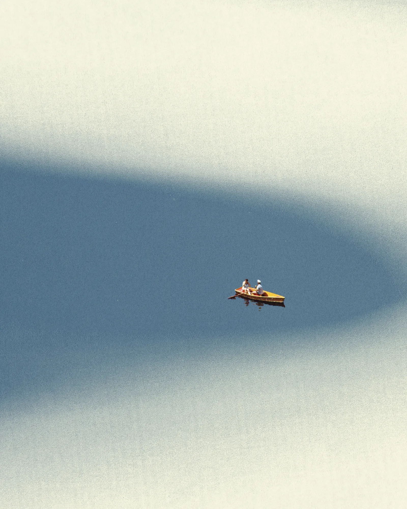 Happy memories von maarten léon in blauem sommerlicht