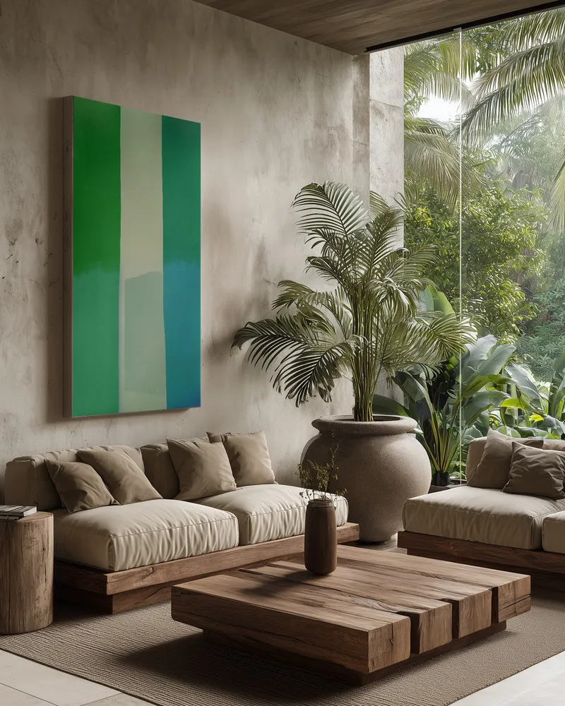 Minimalistische komposition mit lebendigem grün und blau in interieur